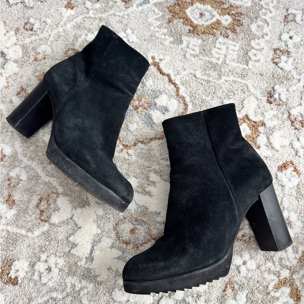 La Canadienne Suede Boots